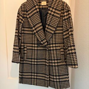 Elie Tahari Women's Black and Tan Houndstooth Pea Coat